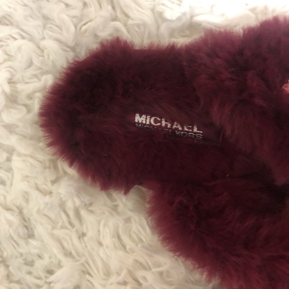 MK | Michael Kors Lala Slipper Faux Fur Rhinestone Burgundy Size 5 women’s - Picture 14 of 16